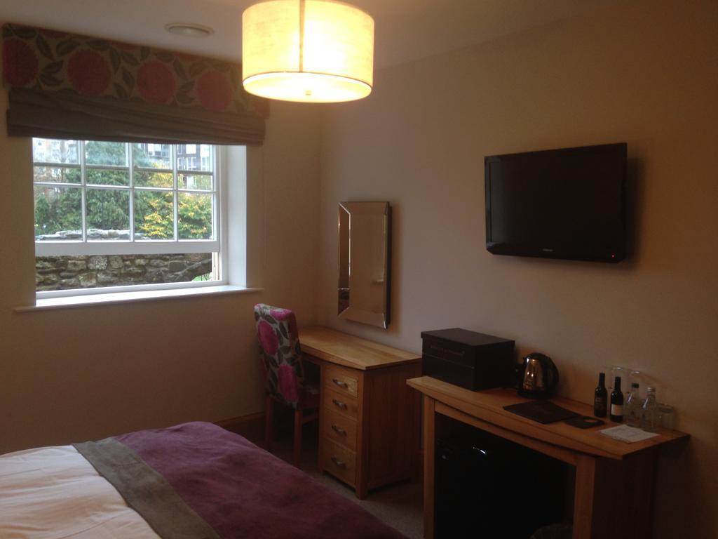 Ennios Boutique Hotel Southampton Camera foto A room at the Old Swan