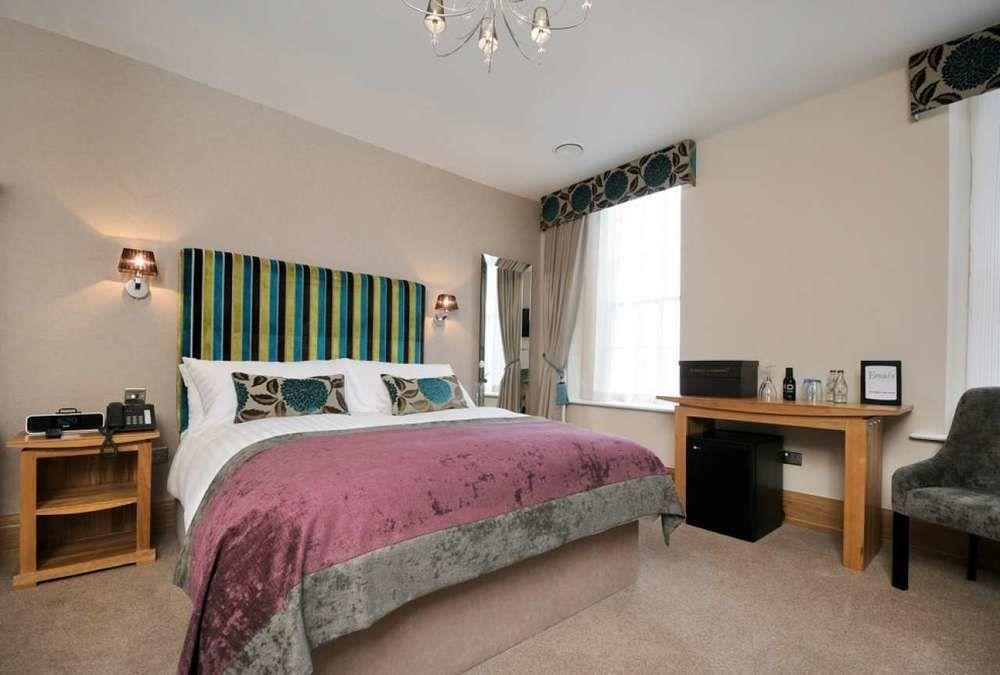 Ennios Boutique Hotel Southampton Esterno foto A bedroom at the hotel